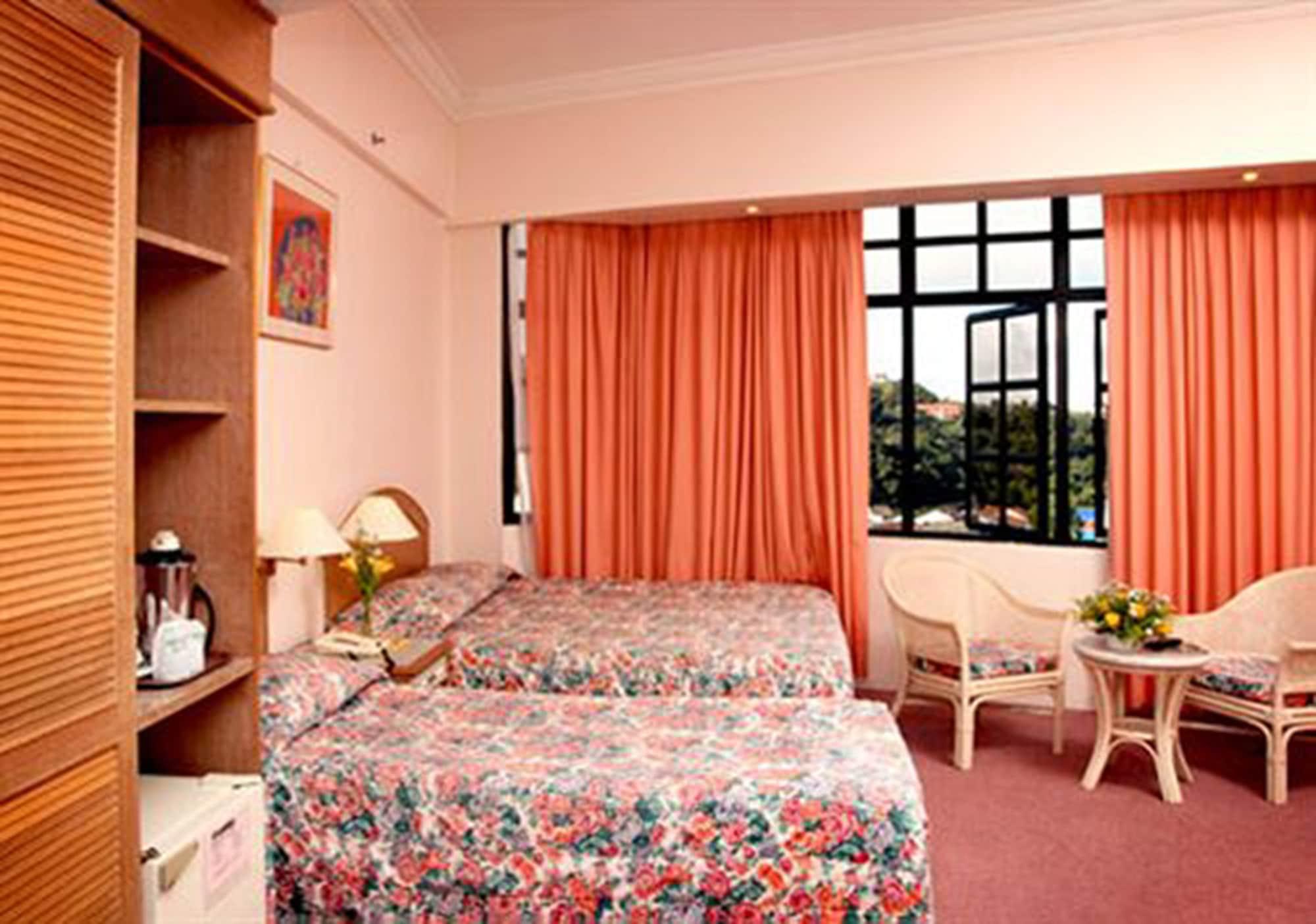 Hotel Rosa Passadena Cameron Highlands Bagian luar foto