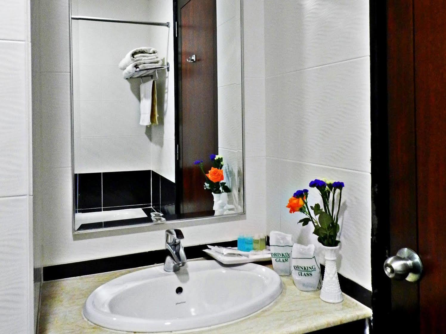 Hotel Rosa Passadena Cameron Highlands Bagian luar foto