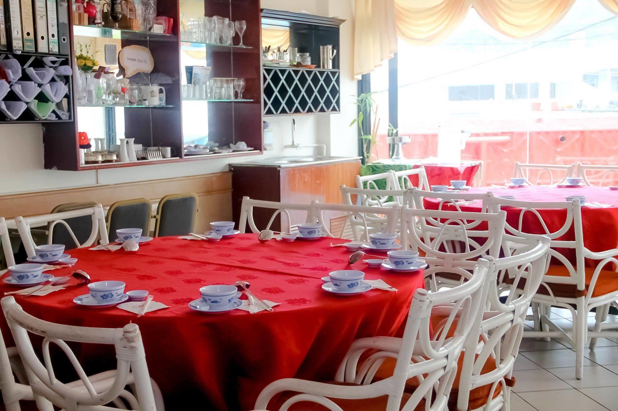 Hotel Rosa Passadena Cameron Highlands Bagian luar foto
