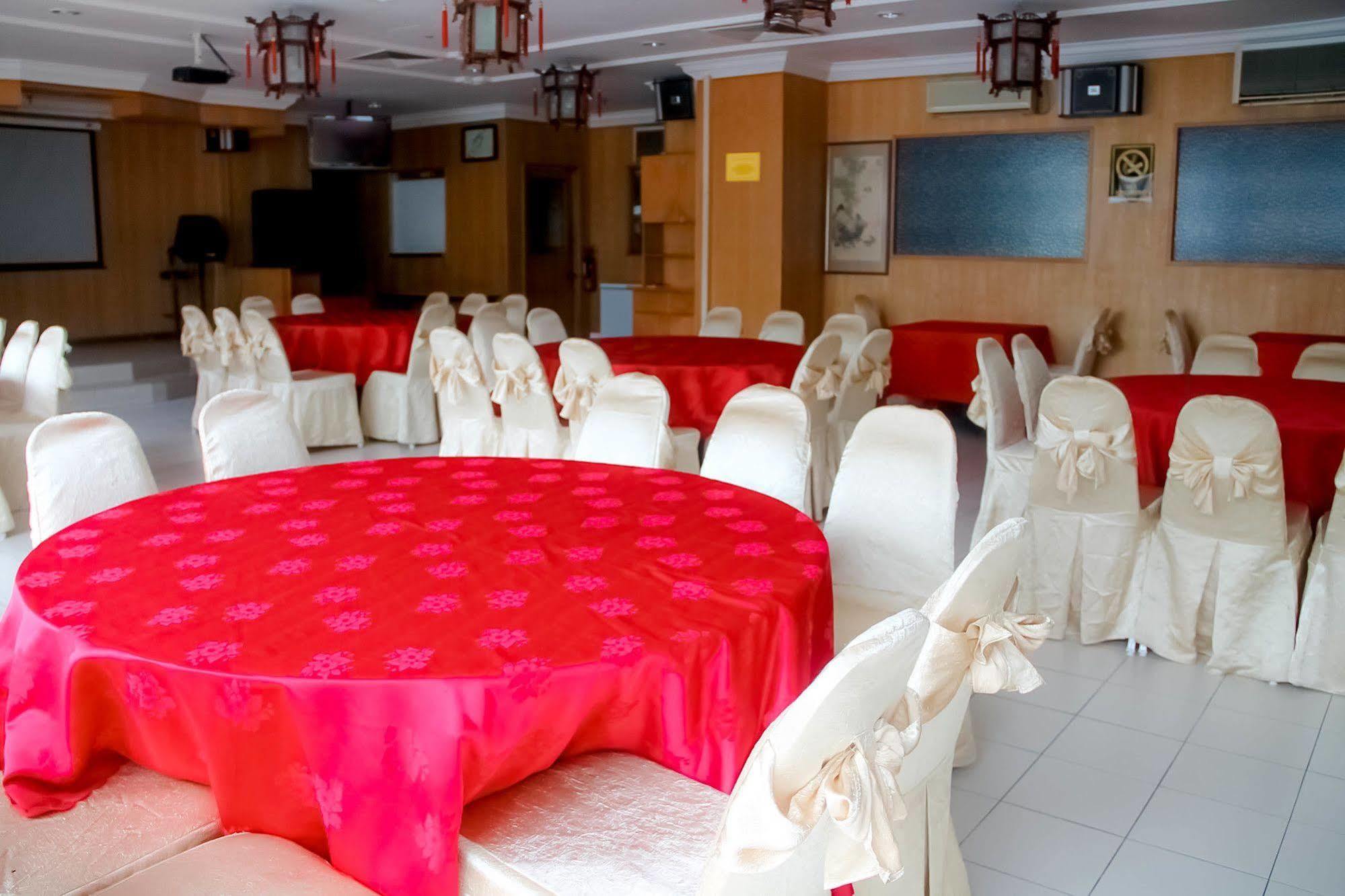 Hotel Rosa Passadena Cameron Highlands Bagian luar foto